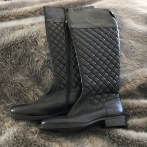 Vince Camuto  Boots